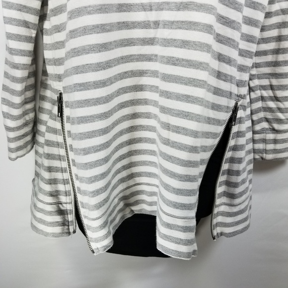 Loft Gray and White Striped Cotton Front Zip Top - Picture 6 of 6